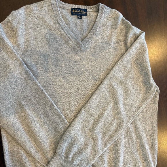 Brooks Brothers Other - Grey XL Men's cashmere Brooks Brothers Sweater  V neck